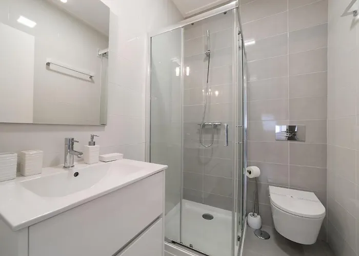 Muralha 2 - - By Sch Apartament *