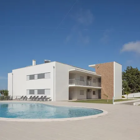 Apartamento Muralha 2 - - By Sch *