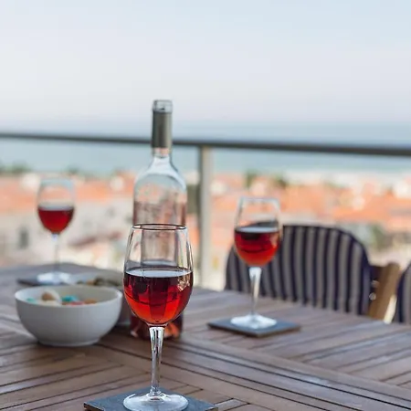 Апартаменты Muralha 2 - - By Sch