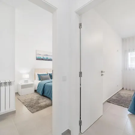 Apartamento Muralha 2 - - By Sch Nazaré